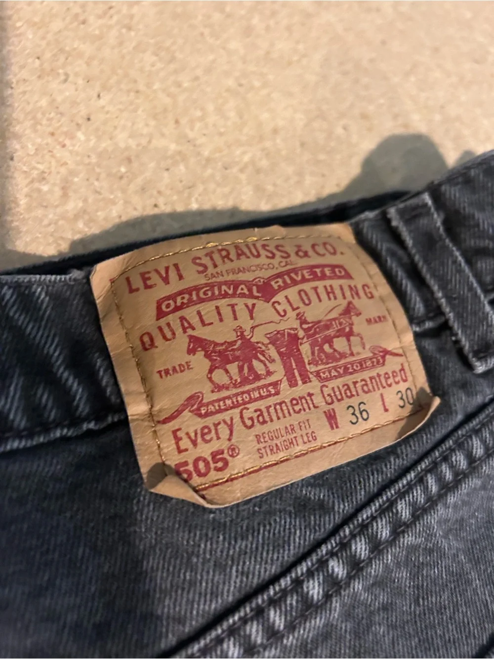 Levi's Men's Black Relaxed Fit Jeans